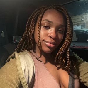 Meet your Posher, Sierra